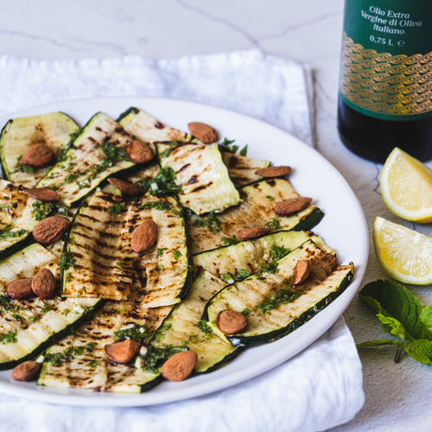 Zucchine alla Menta e mandorle - Zucchini mit Minze und Mandeln